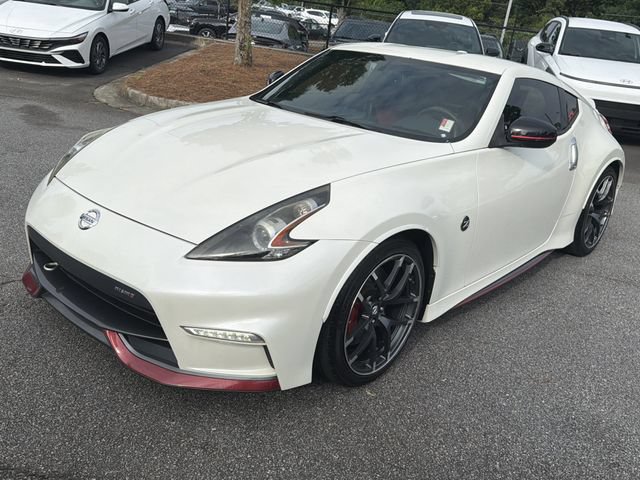 Used 2016 Nissan 370Z NISMO RWD image 3