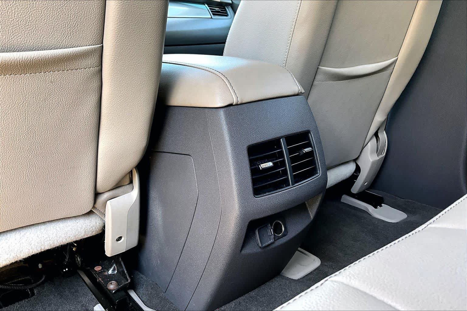 Used 2013 Ford Edge SEL AWD/4WD image 35