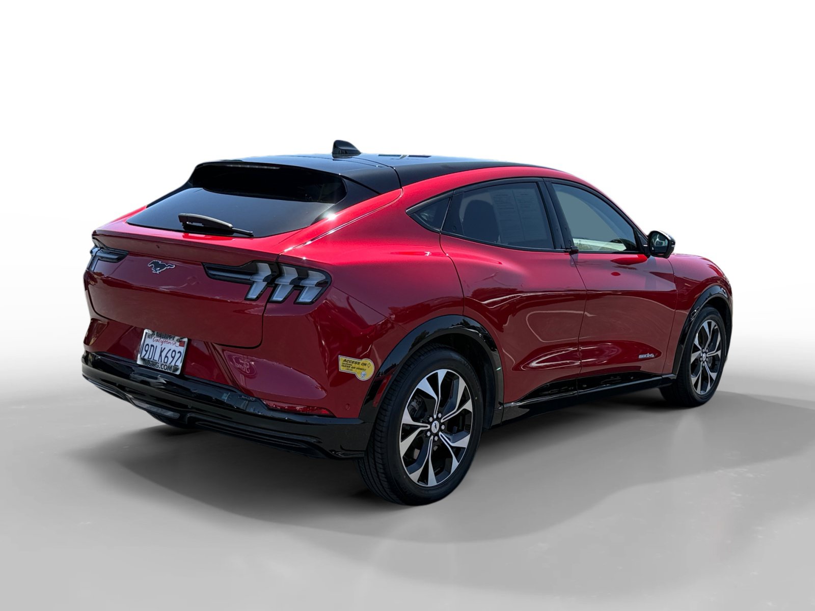 Certified 2022 Ford Mustang Mach-E Premium AWD/4WD image 5