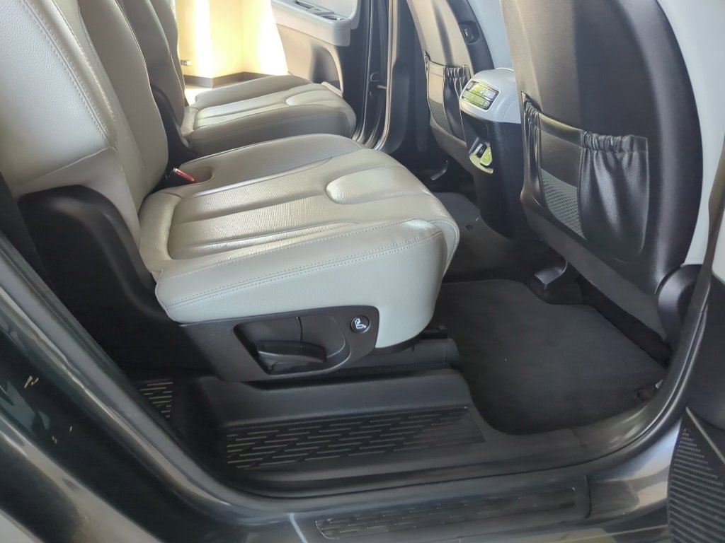 Used 2020 Hyundai Palisade SEL w/ Premium Package image 45