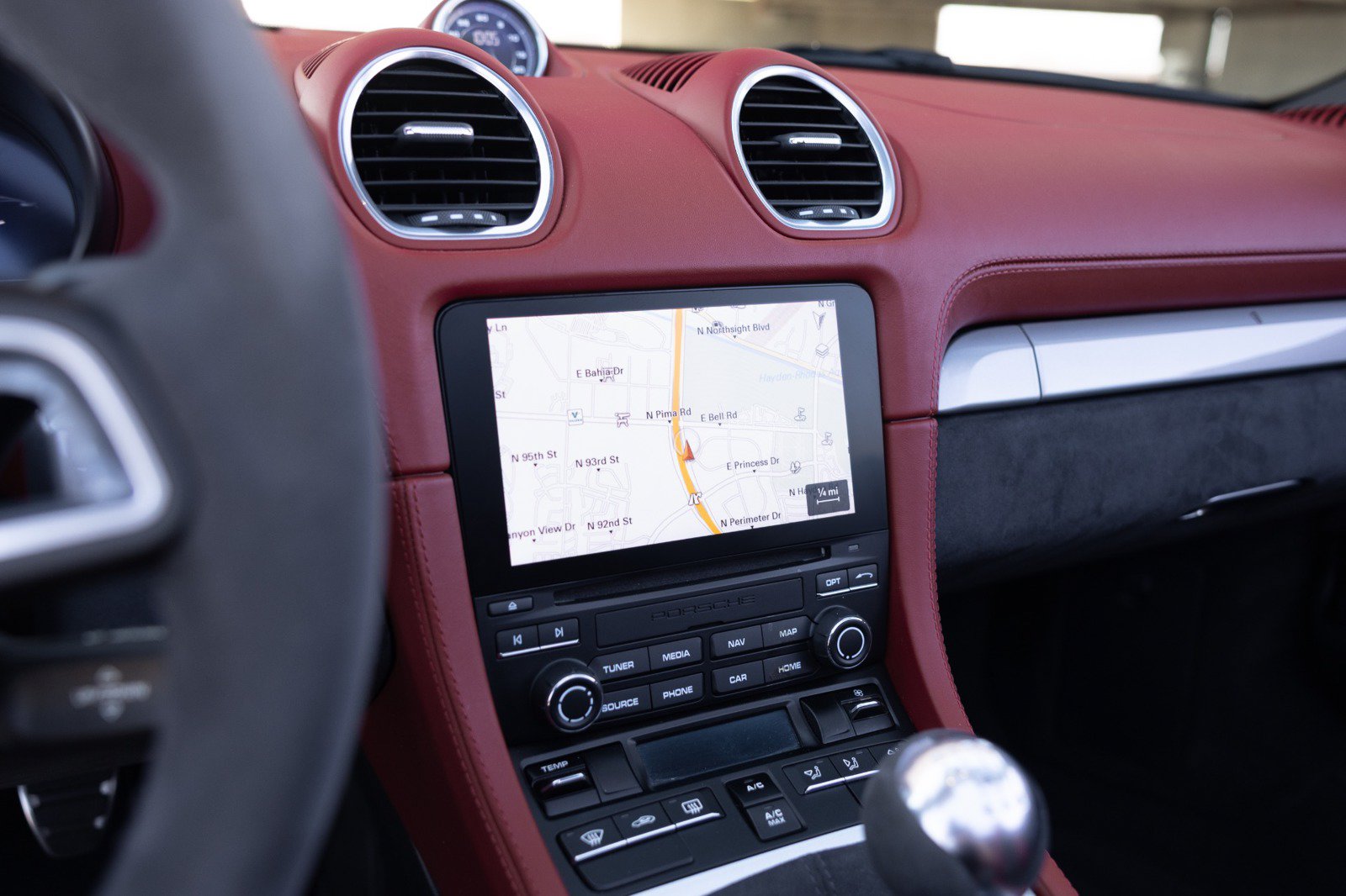Used 2020 Porsche 718 Boxster Spyder RWD image 58