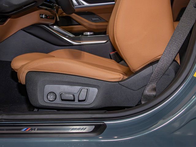 Used 2026 BMW i4 xDrive40i w/ M Sport Package image 15