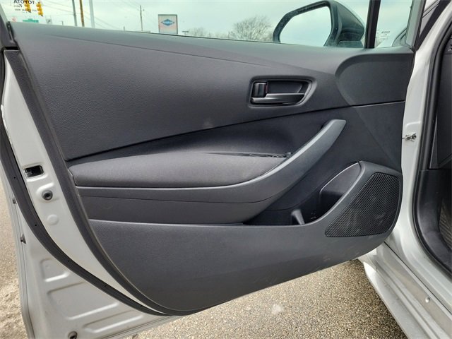 Used 2024 Toyota Corolla LE image 15