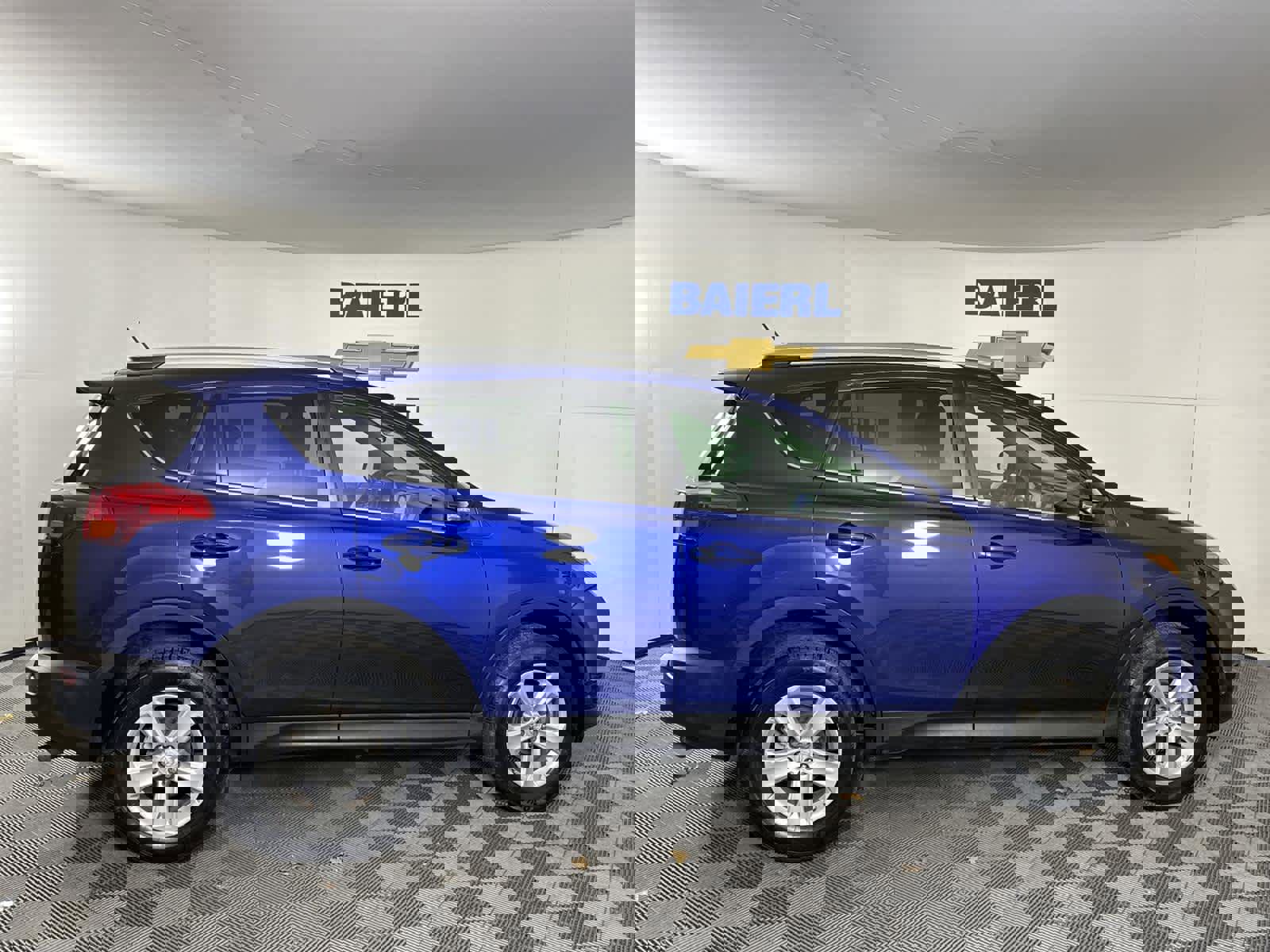 Used 2014 Toyota RAV4 XLE image 6