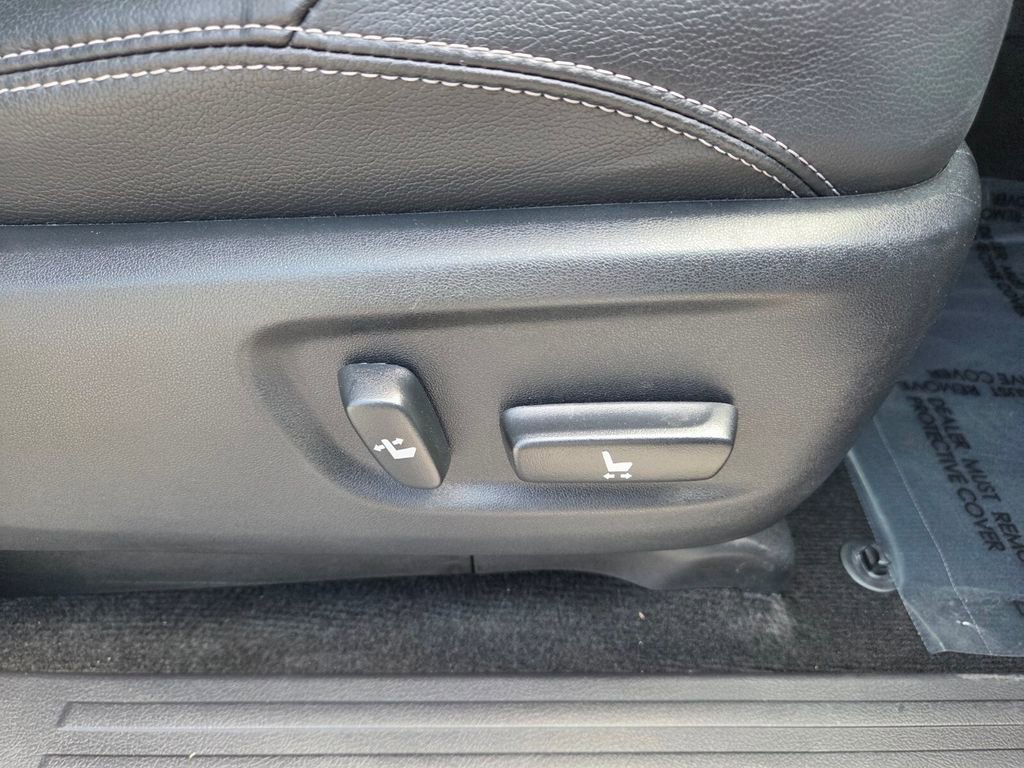 Used 2023 Toyota 4Runner Limited image 16