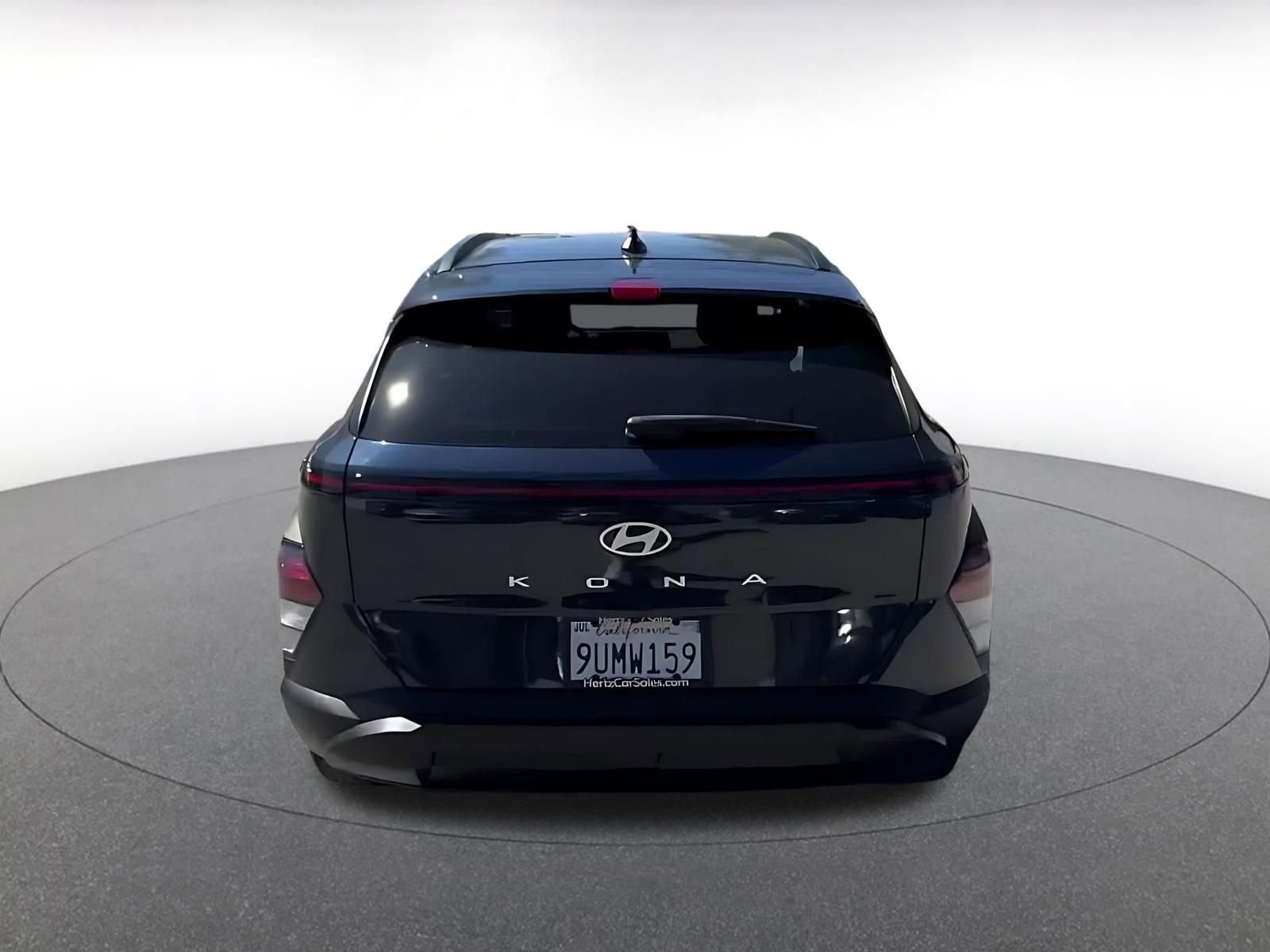 Used 2025 Hyundai Kona SEL image 11