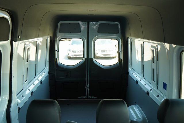 New 2025 Mercedes-Benz Sprinter 2500 image 9