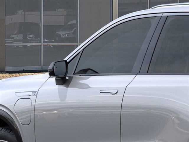 New 2026 Cadillac Vistiq Luxury w/ LPO, Floor Liner Package image 81