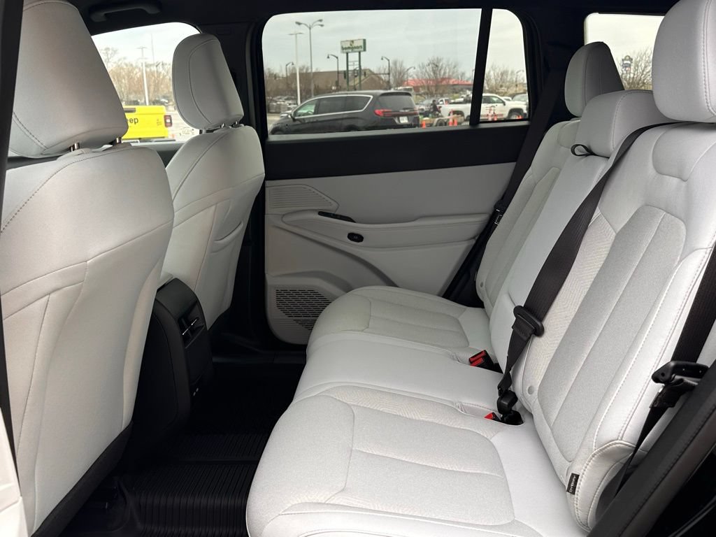 New 2026 Jeep Cherokee Laredo AWD/4WD image 14