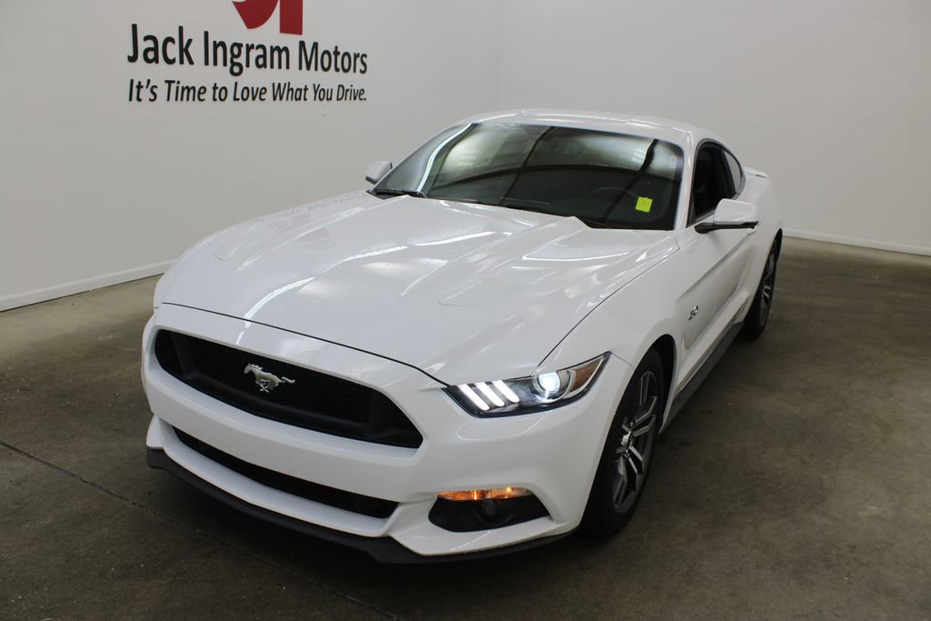 Used 2017 Ford Mustang GT Premium RWD image 2