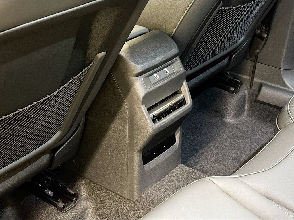 New 2026 Audi Q3 quattro 2.0T AWD/4WD image 17