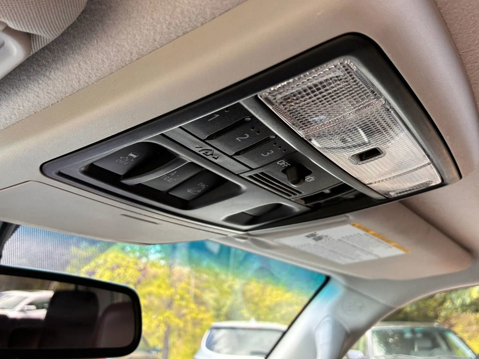 Used 2015 Toyota 4Runner 4WD image 37