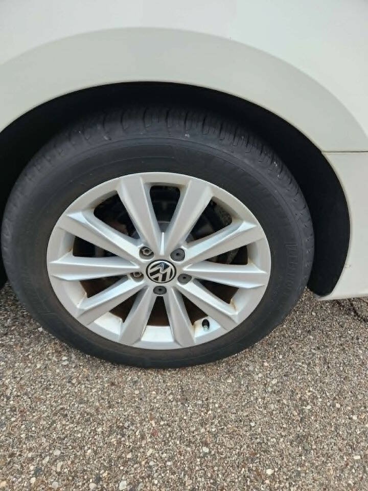 Used 2013 Volkswagen Passat 2.5 SEL Premium FWD image 30