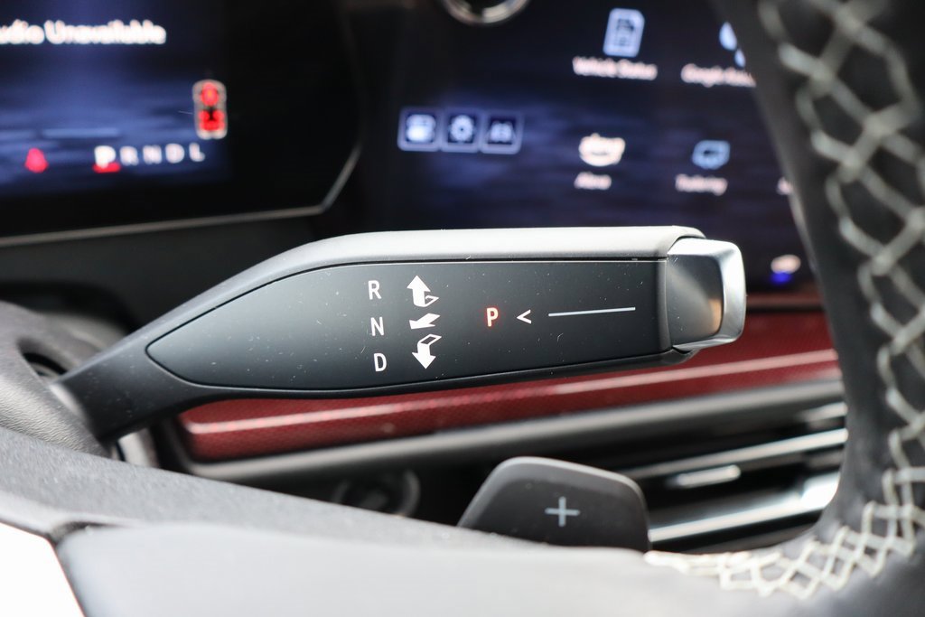 Used 2024 Chevrolet Traverse Z71 image 7