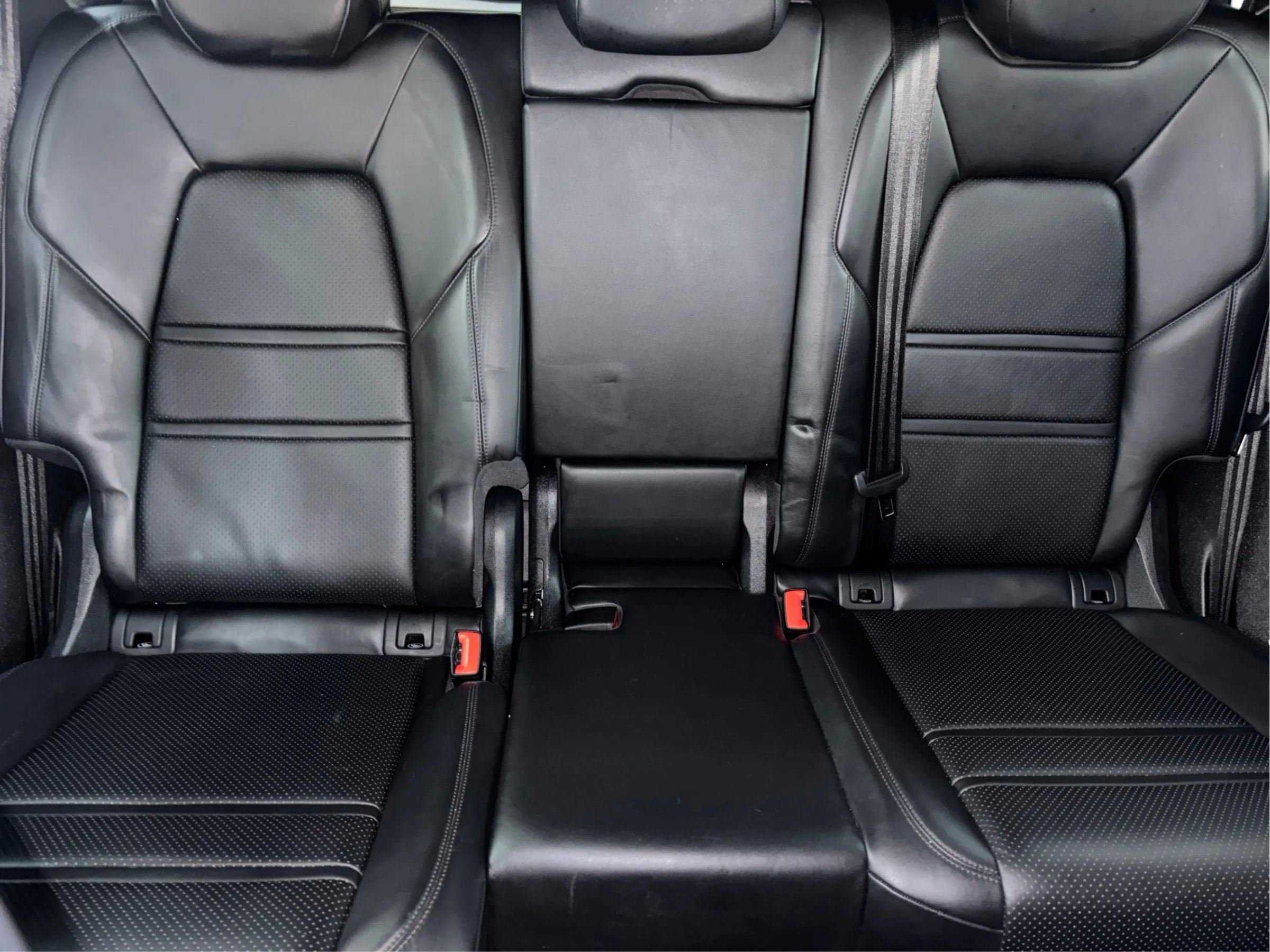 Used 2019 Porsche Cayenne S image 20