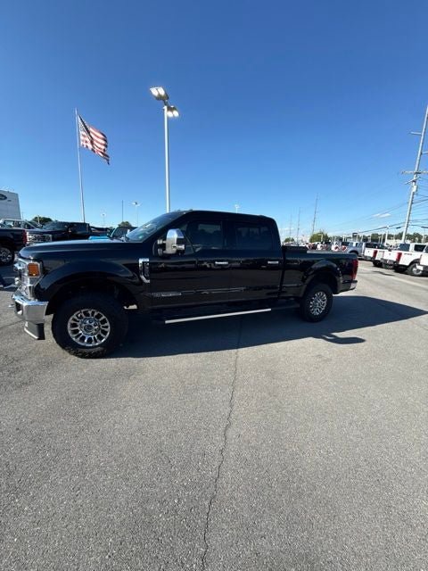 Used 2022 Ford F350 XLT w/ XLT Premium Package AWD/4WD image 4