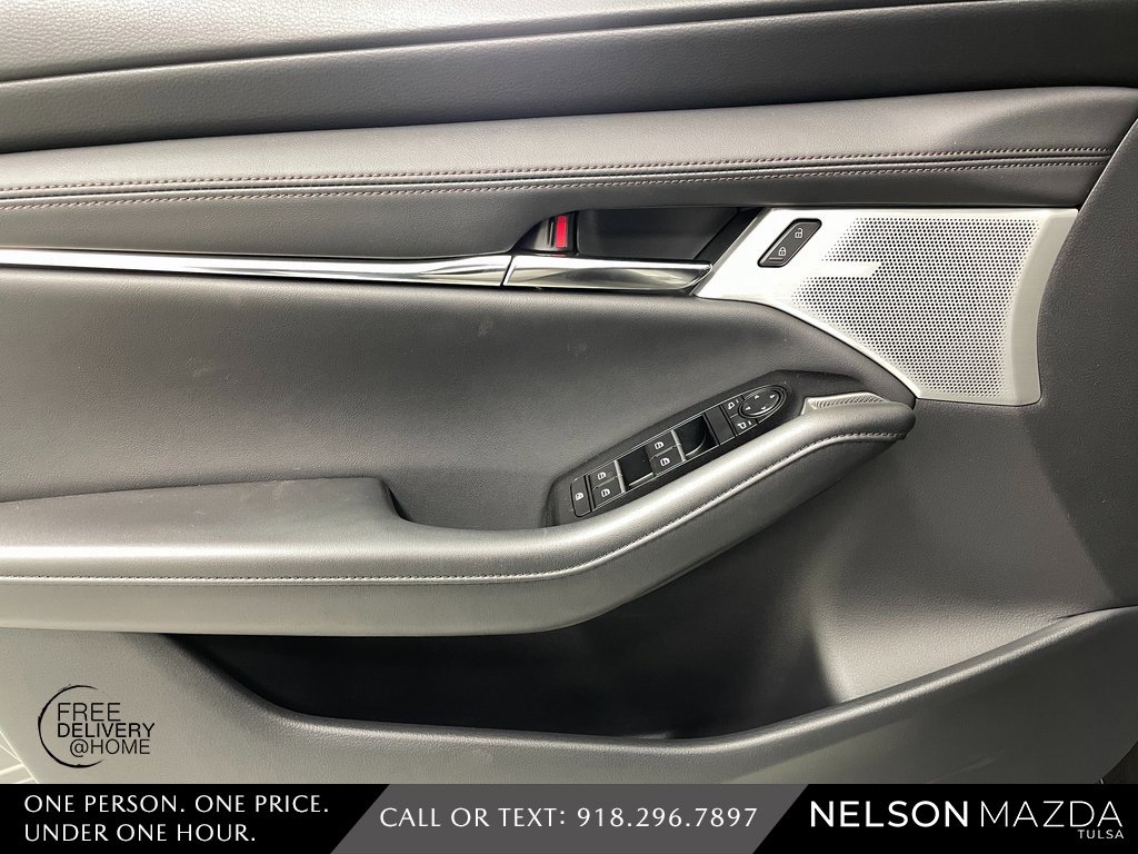 New 2026 MAZDA MAZDA3 Hatchback w/Premium Plus Pkg image 21
