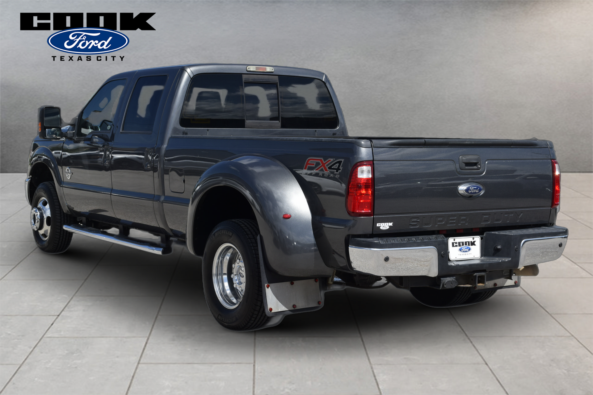 Used 2015 Ford F350 Lariat w/ Lariat Ultimate Package AWD/4WD image 4