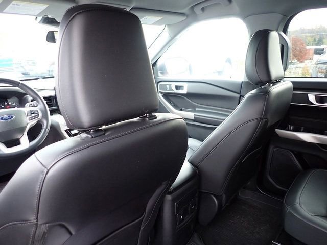 Used 2023 Ford Explorer XLT w/ Equipment Group 202A image 17