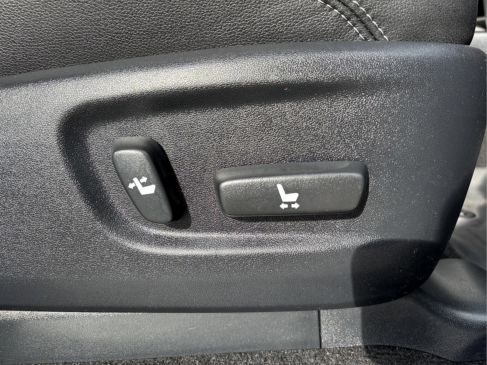 Used 2023 Toyota 4Runner SR5 Premium w/ Moonroof Package image 38