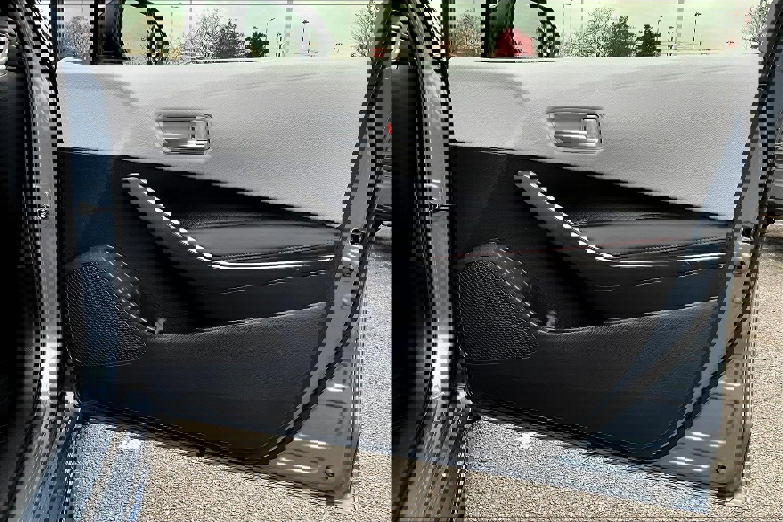 Used 2024 Toyota Corolla SE image 21