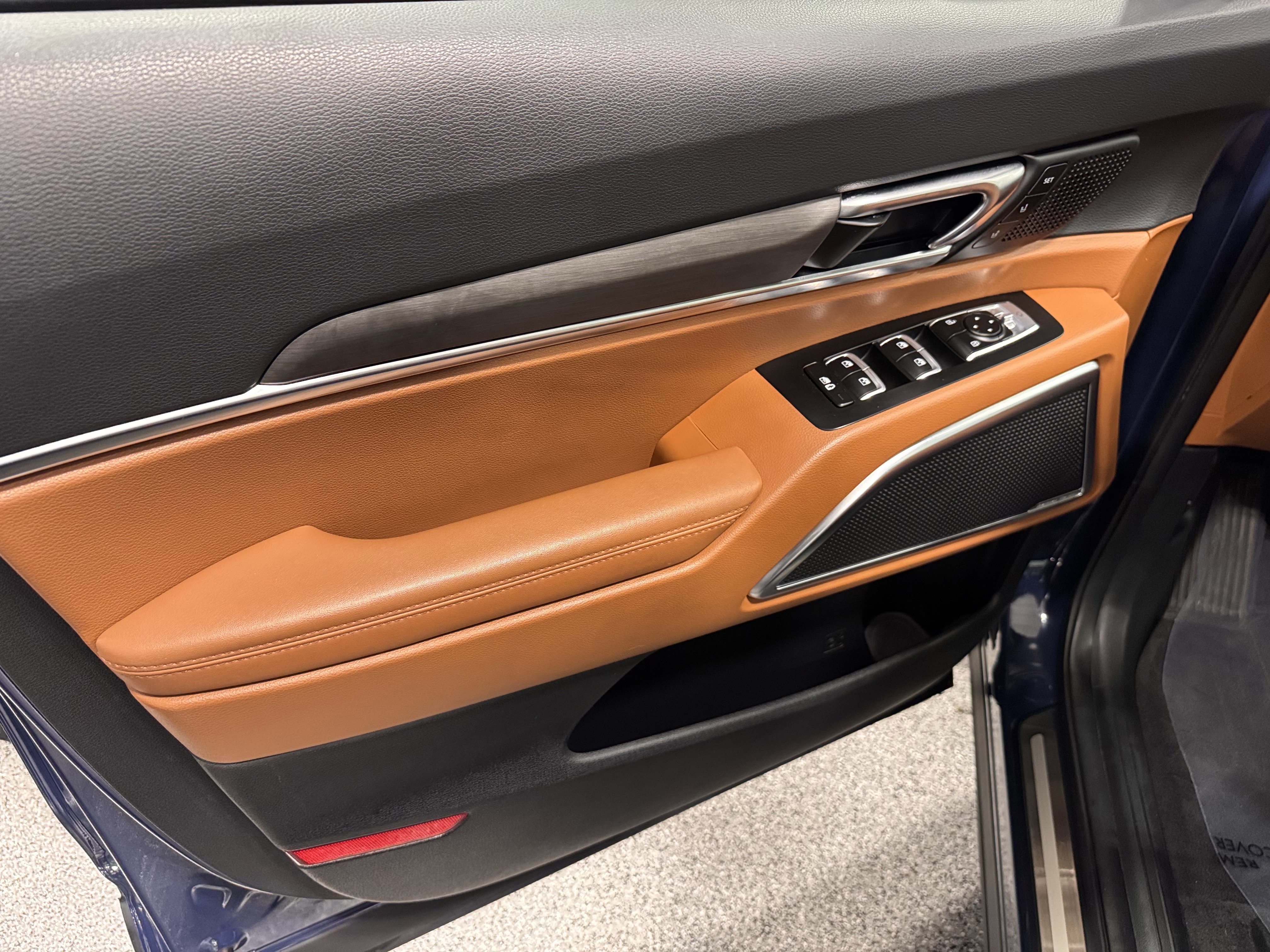 Used 2023 Kia Telluride SX X-Line image 24