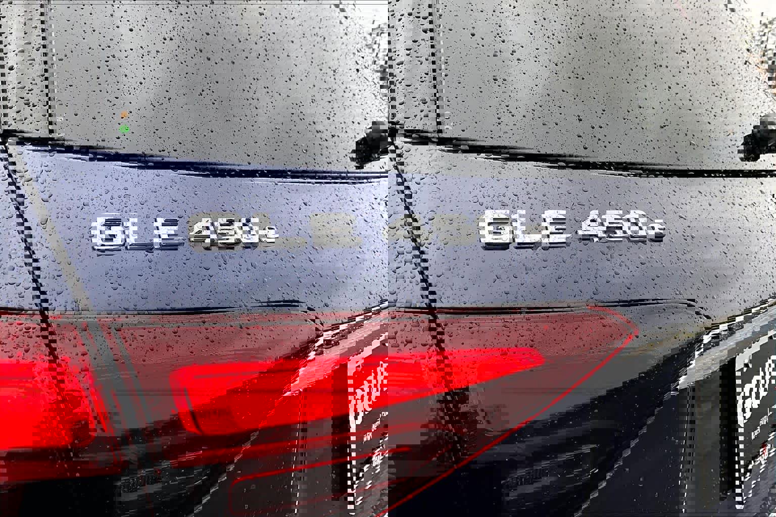 Used 2025 Mercedes-Benz GLE 450e 4MATIC image 10