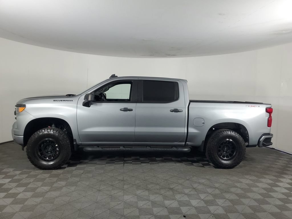 Used 2024 Chevrolet Silverado 1500 Custom w/ Rally Edition AWD/4WD image 7