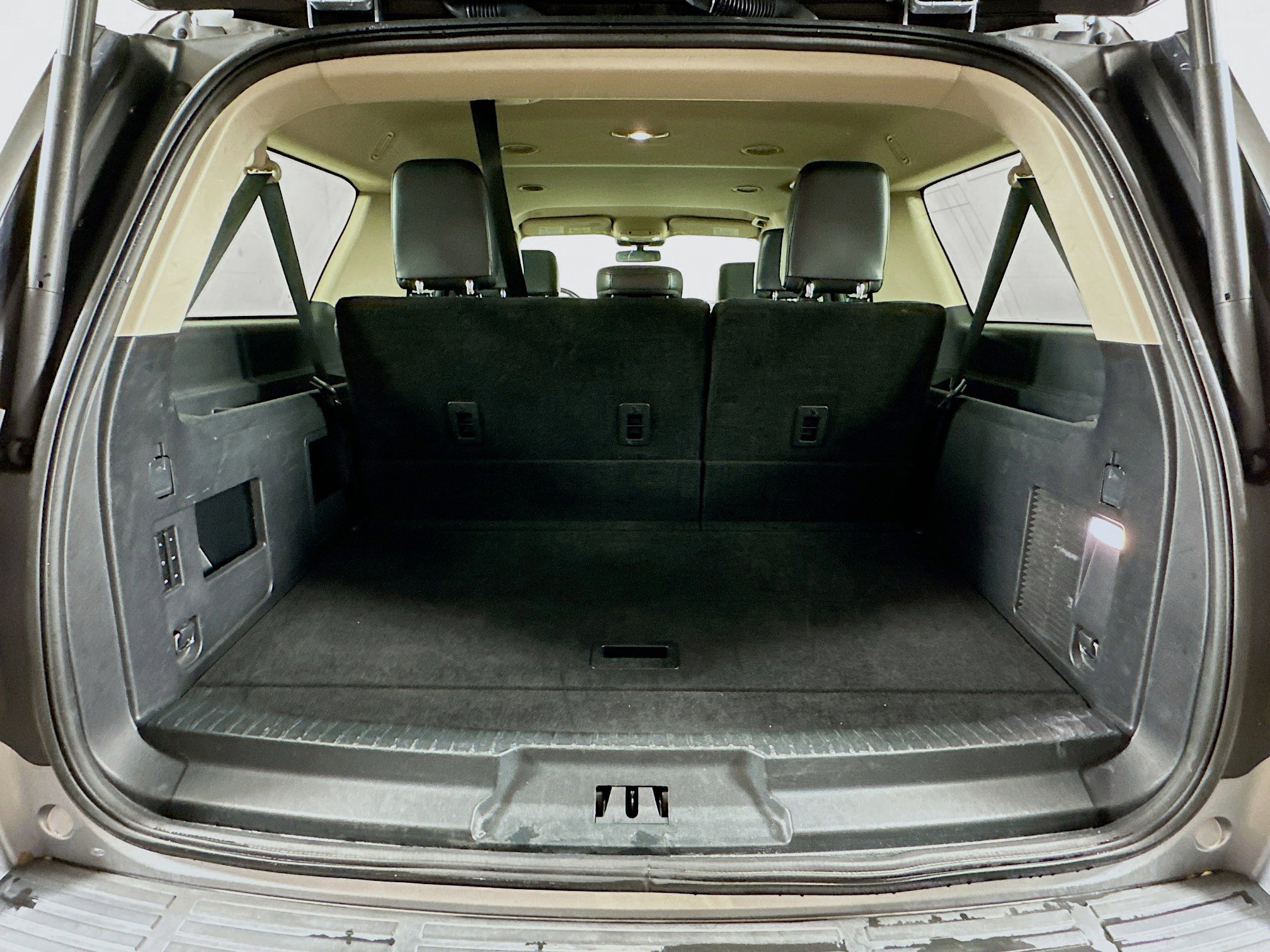 Used 2024 Ford Expedition Max XLT image 30