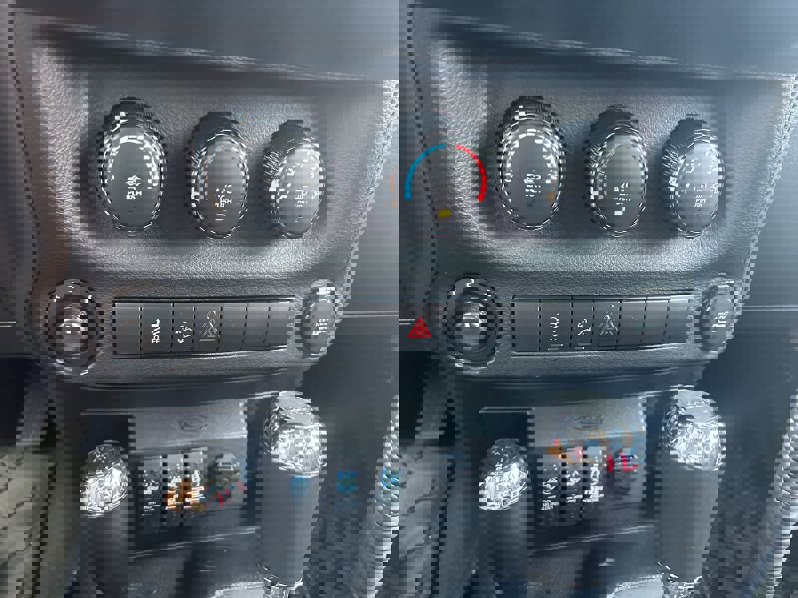 Used 2012 Jeep Wrangler Unlimited Sport image 72