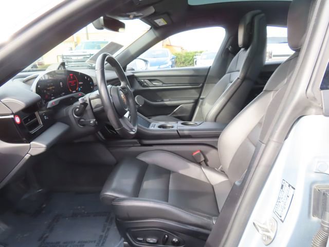Used 2020 Porsche Taycan 4S image 15