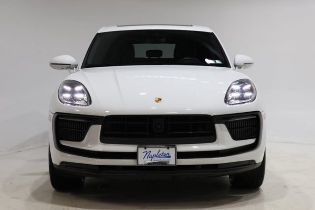 Used 2023 Porsche Macan S AWD/4WD image 2