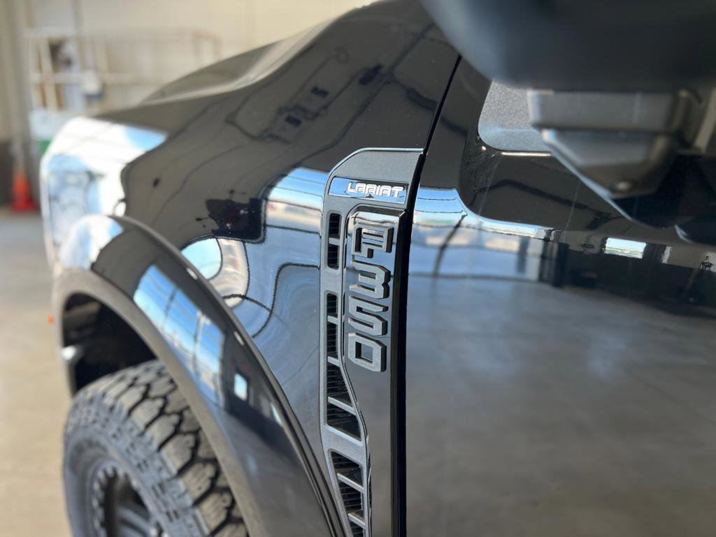 New 2026 Ford F350 Lariat w/ Black Appearance Package image 15