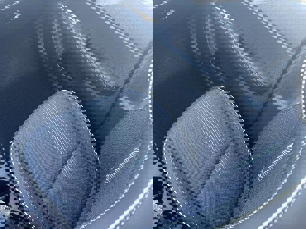 Certified 2025 Hyundai Venue Limited image 10