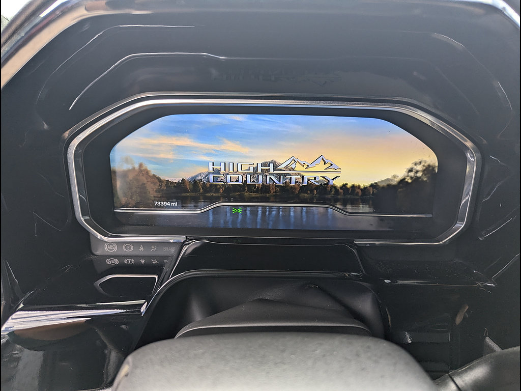 Used 2024 Chevrolet Silverado 2500 High Country w/ High Country Premium Package AWD/4WD image 2
