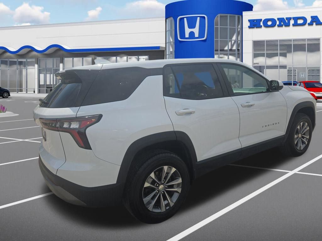 Used 2025 Chevrolet Equinox LT image 9