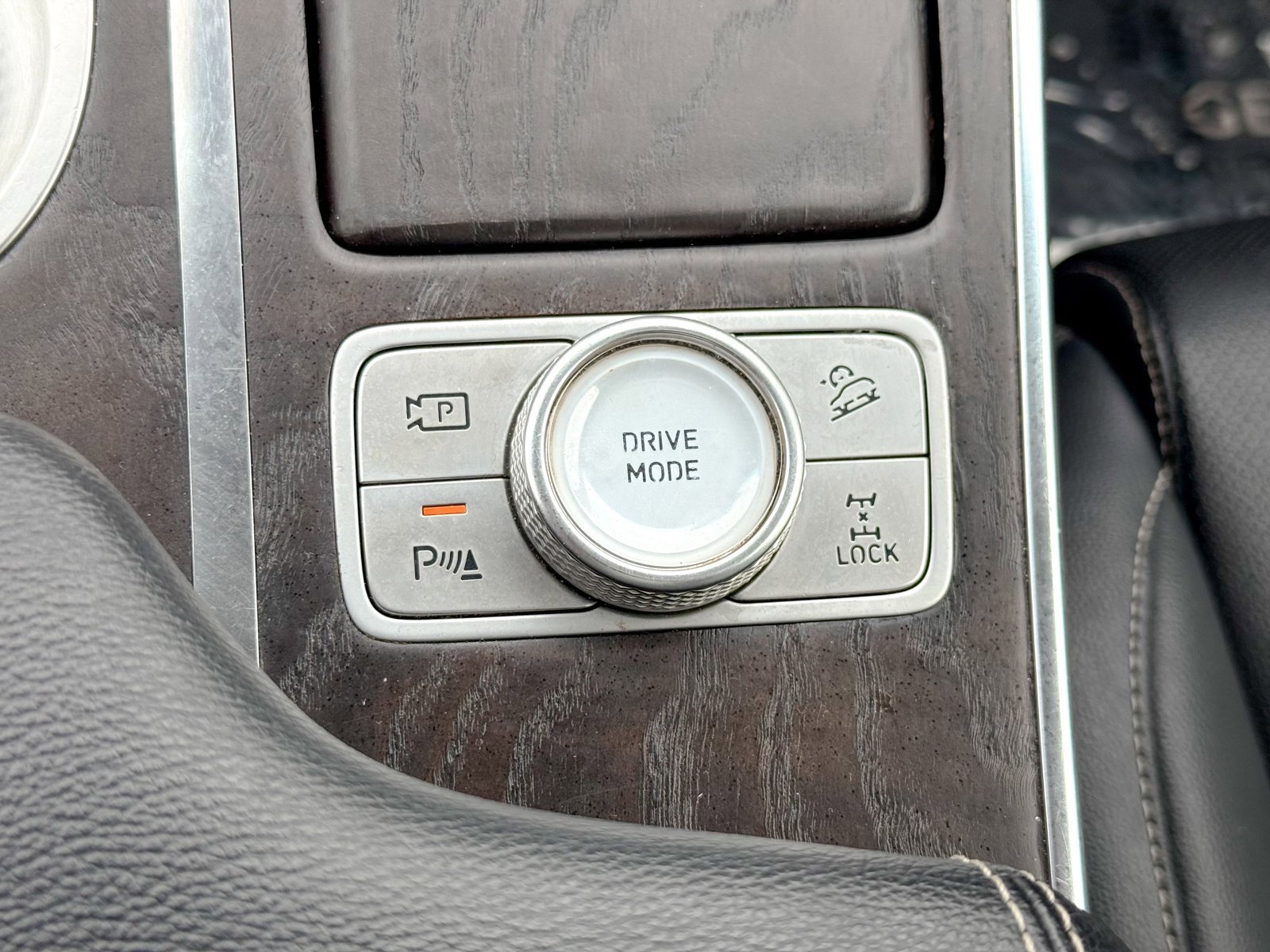 Used 2021 Genesis GV80 2.5T image 32