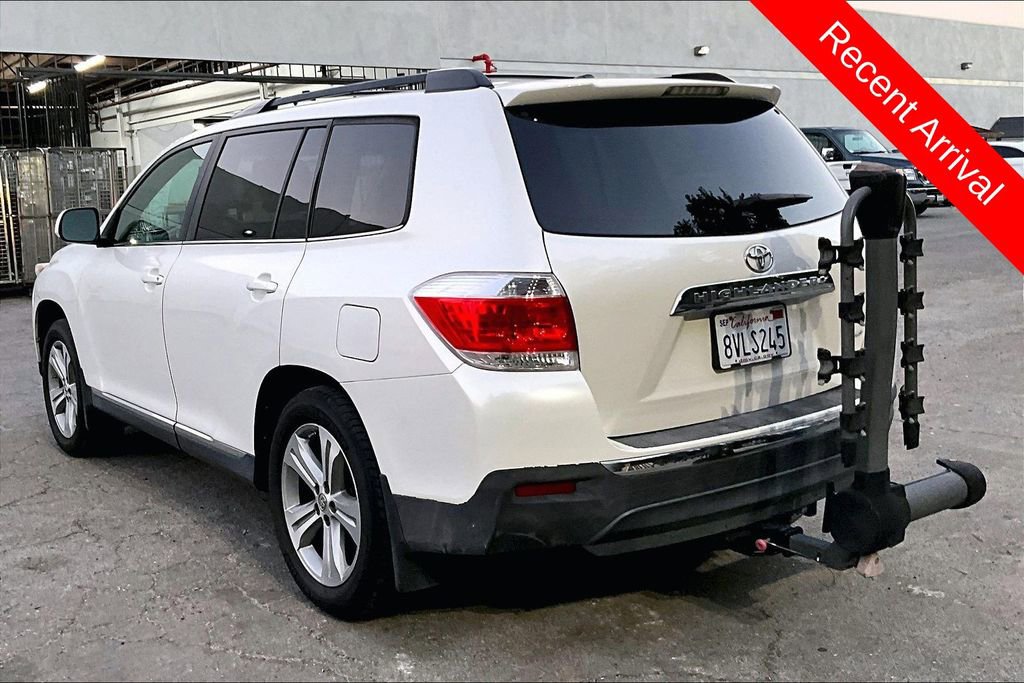 Used 2013 Toyota Highlander Plus image 6