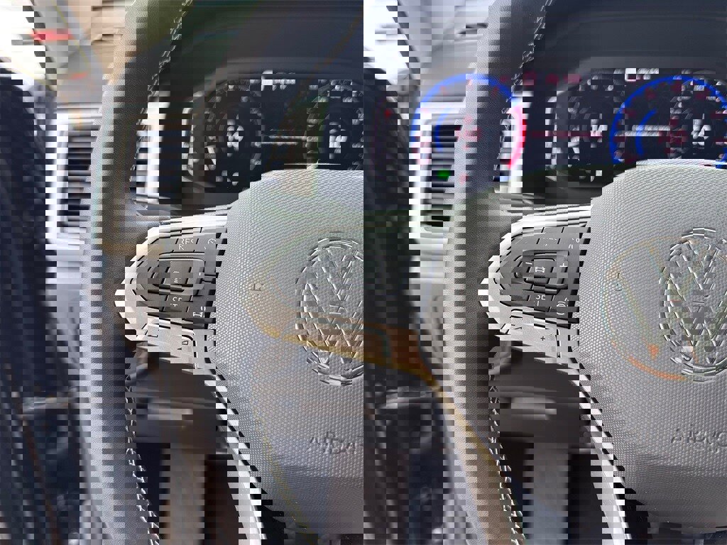 Used 2021 Volkswagen Atlas SEL w/ MDO Package (Bench Seat) image 13