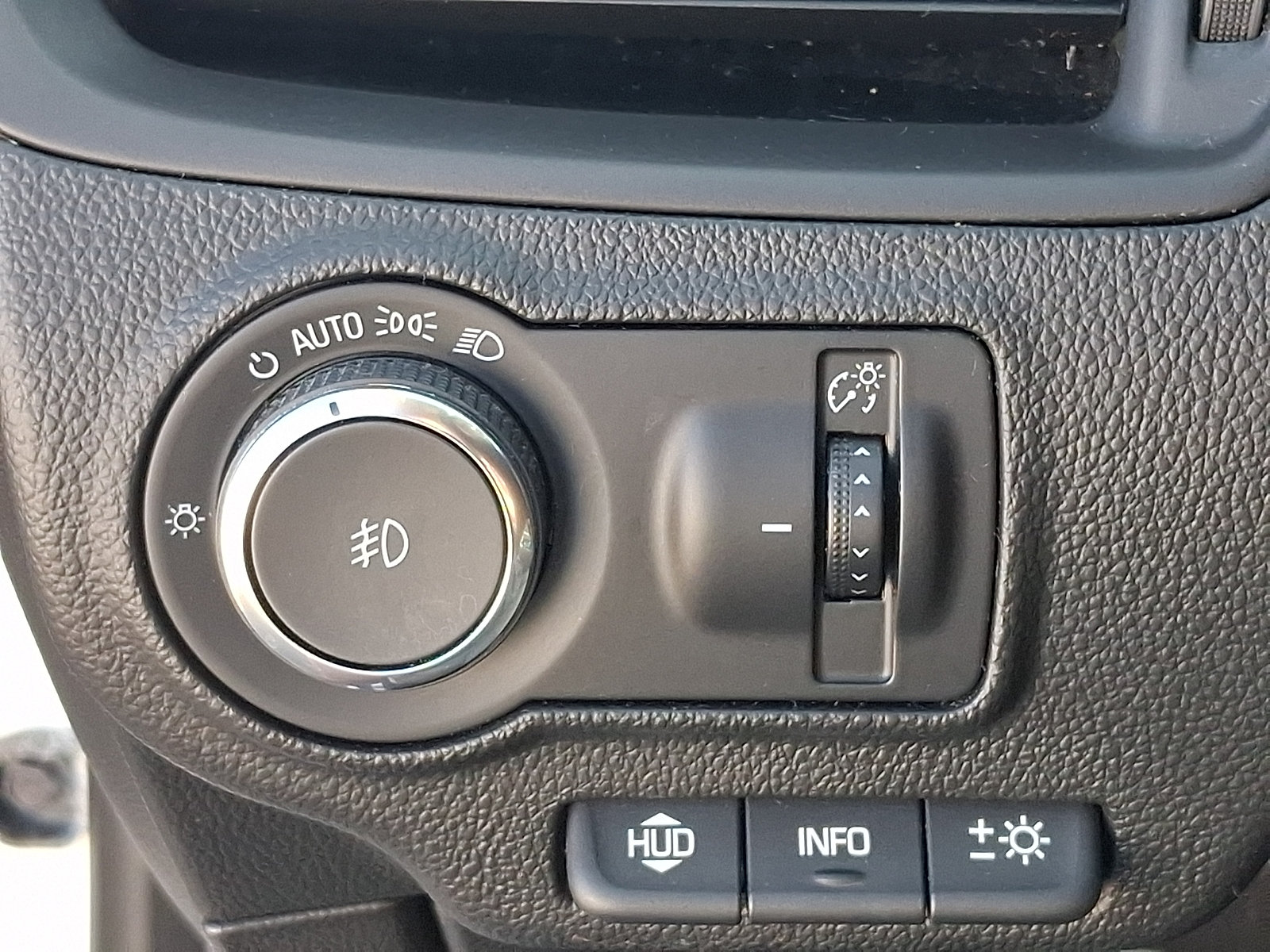 Certified 2017 Buick Envision Premium w/ Driver Confidence Package AWD/4WD image 24