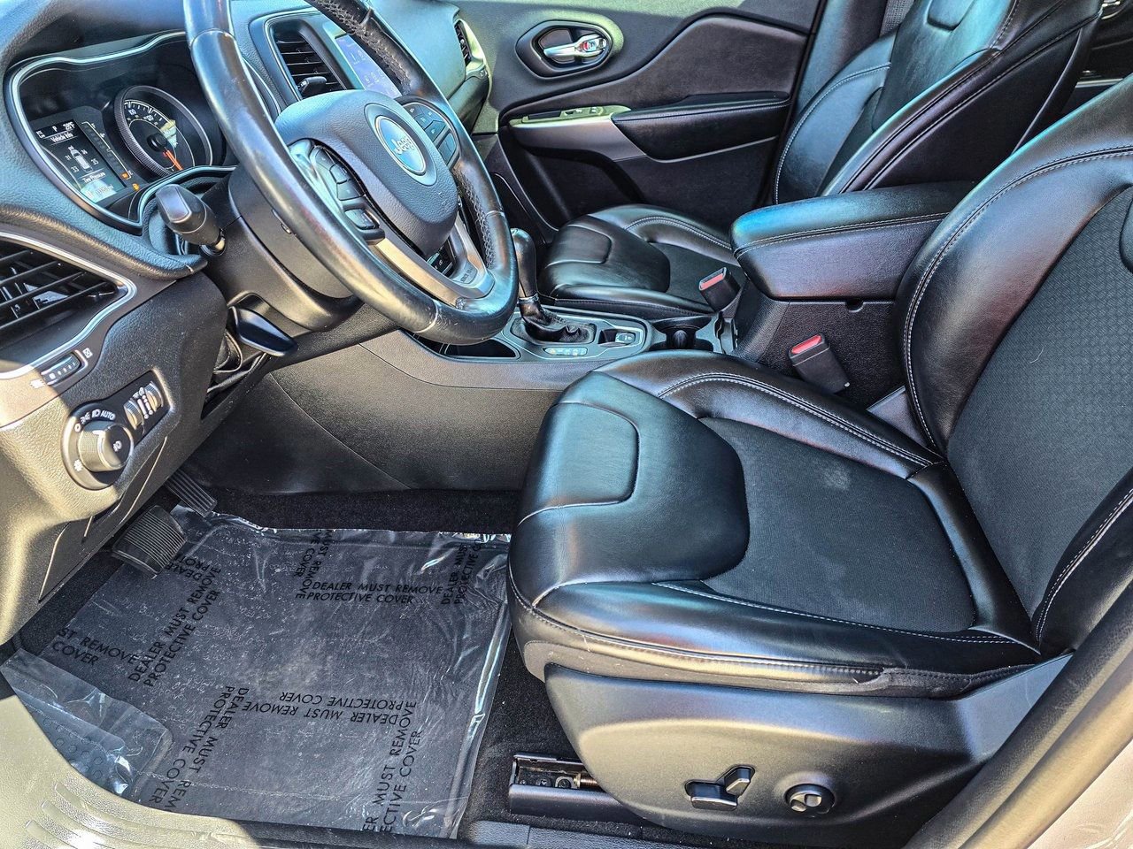 Used 2019 Jeep Cherokee Latitude Plus image 14