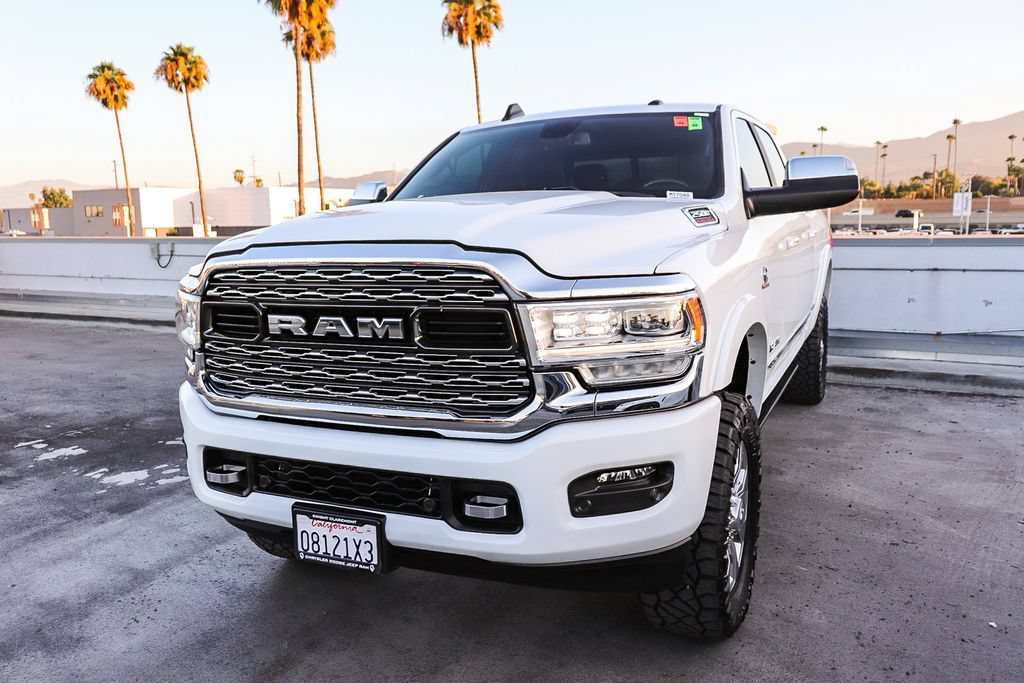 Used 2022 RAM 2500 Limited w/ Body Color Bumper Group AWD/4WD image 4