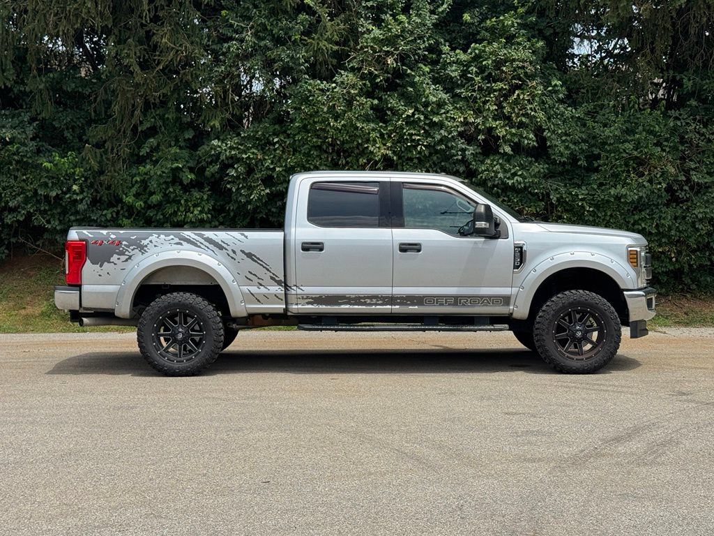 Used 2019 Ford F250 XLT AWD/4WD image 4