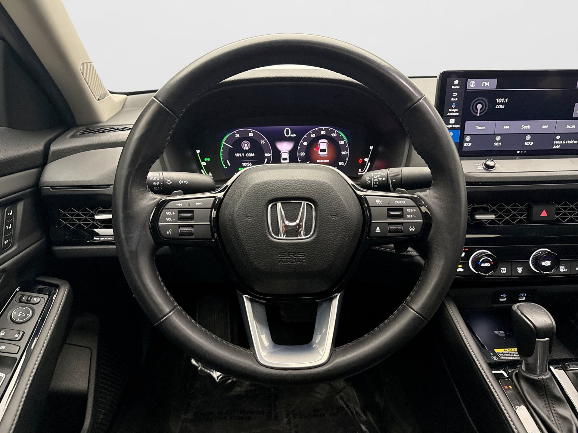Used 2024 Honda Accord Touring image 12