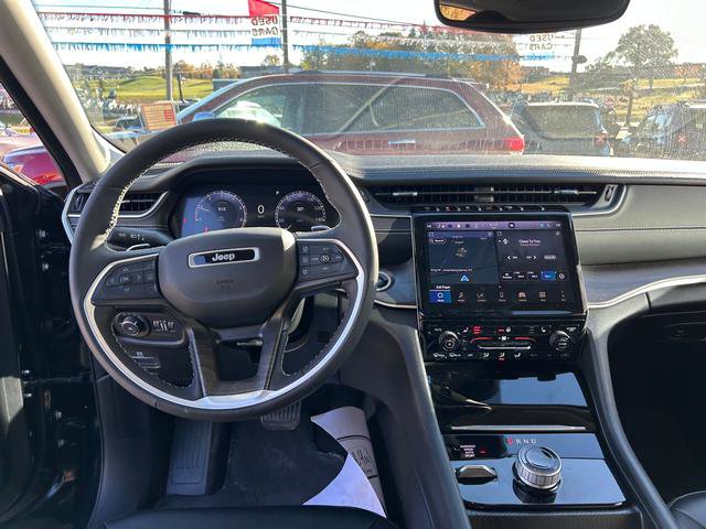 Used 2024 Jeep Grand Cherokee Limited w/ Trailer Tow Package image 11