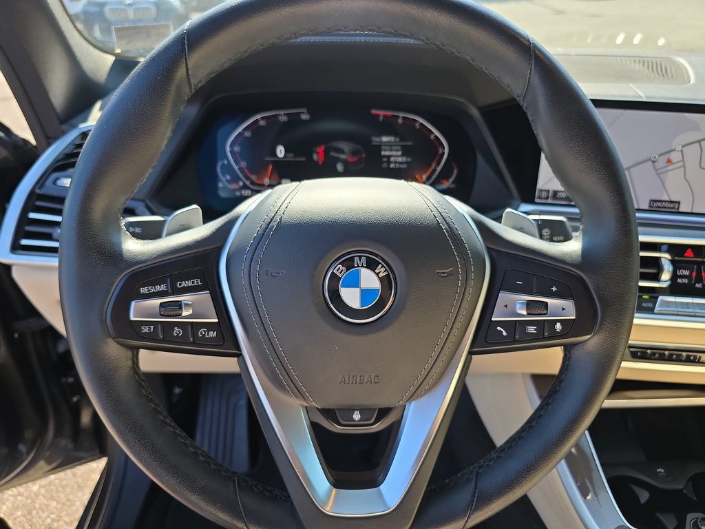 Used 2022 BMW X5 xDrive40i w/ Premium Package AWD/4WD image 26