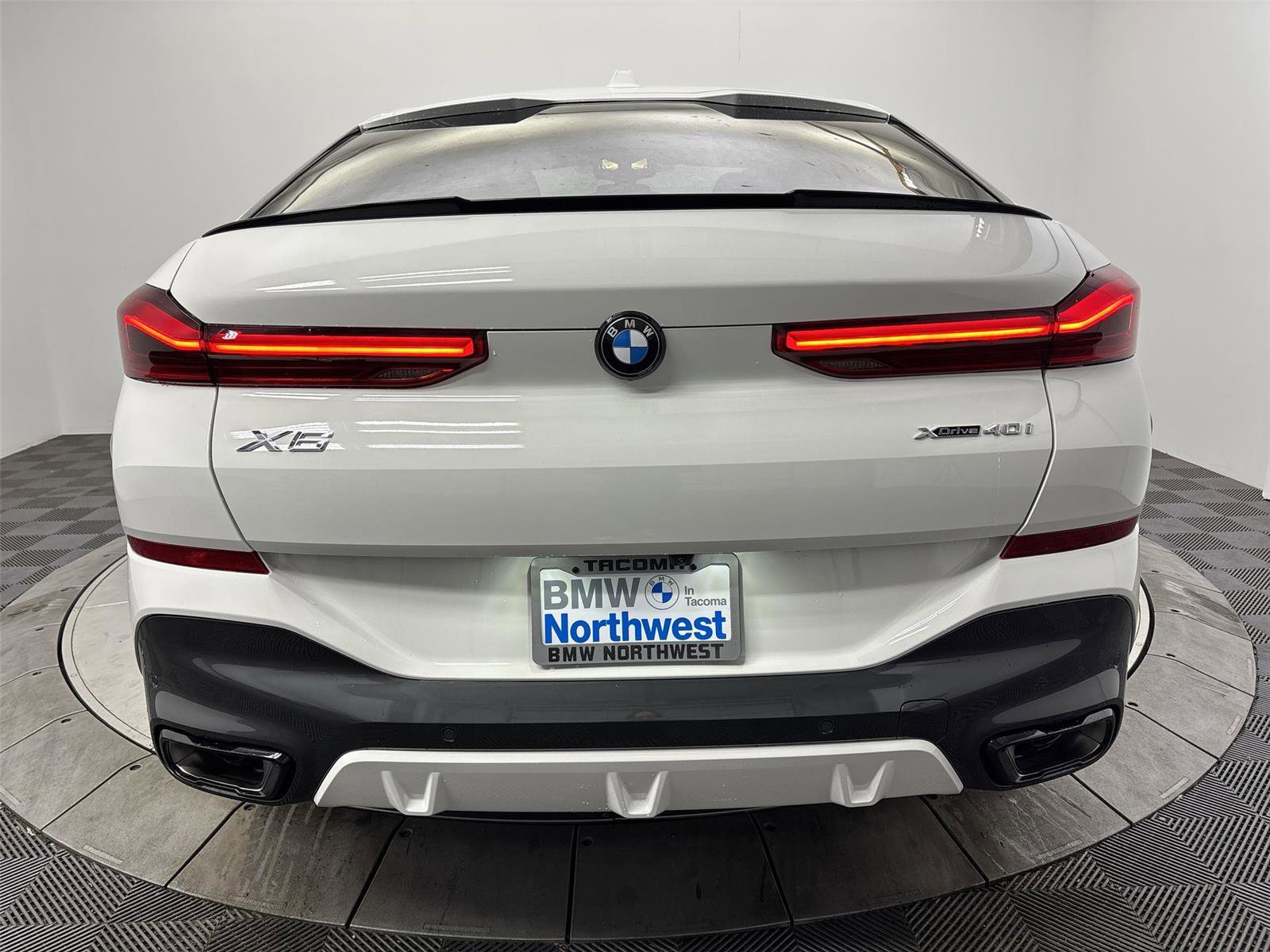 New 2026 BMW X6 xDrive40i AWD/4WD image 15