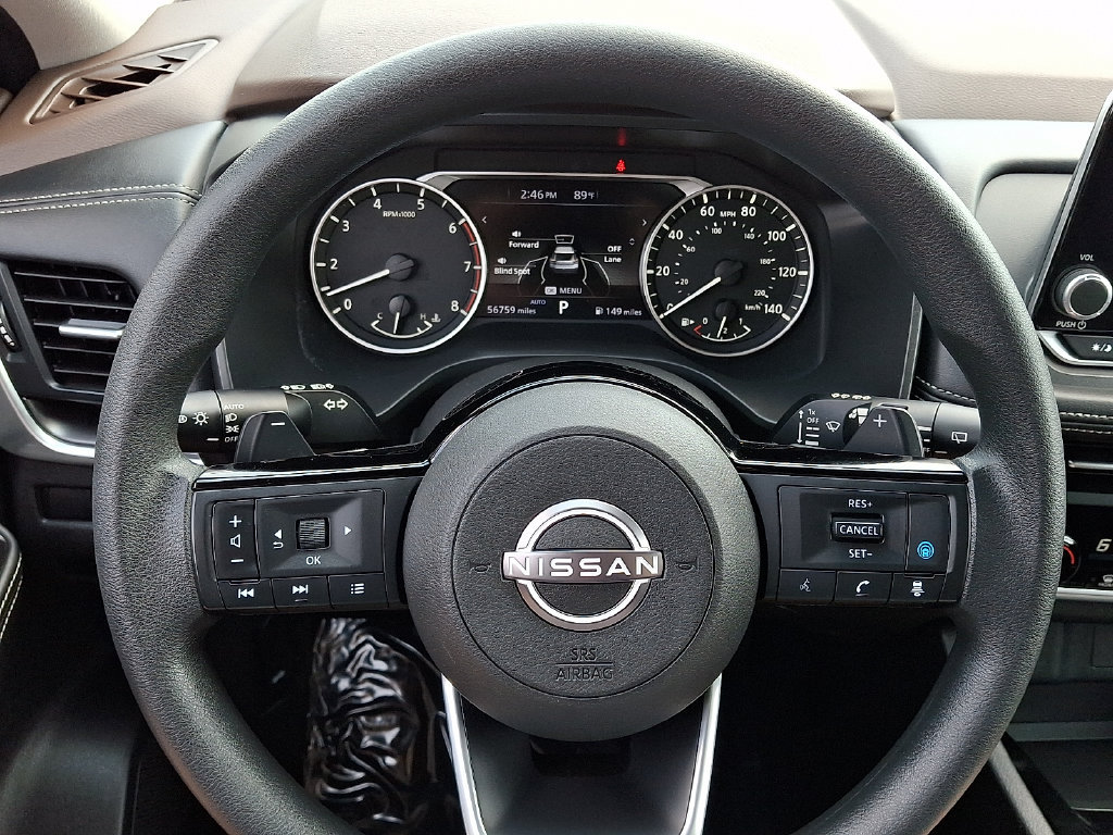 Used 2023 Nissan Rogue SV AWD/4WD image 19