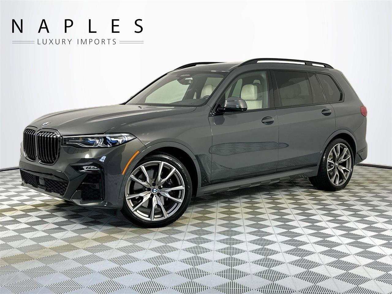 Used 2022 BMW X7 M50i w/ Dynamic Handling Package