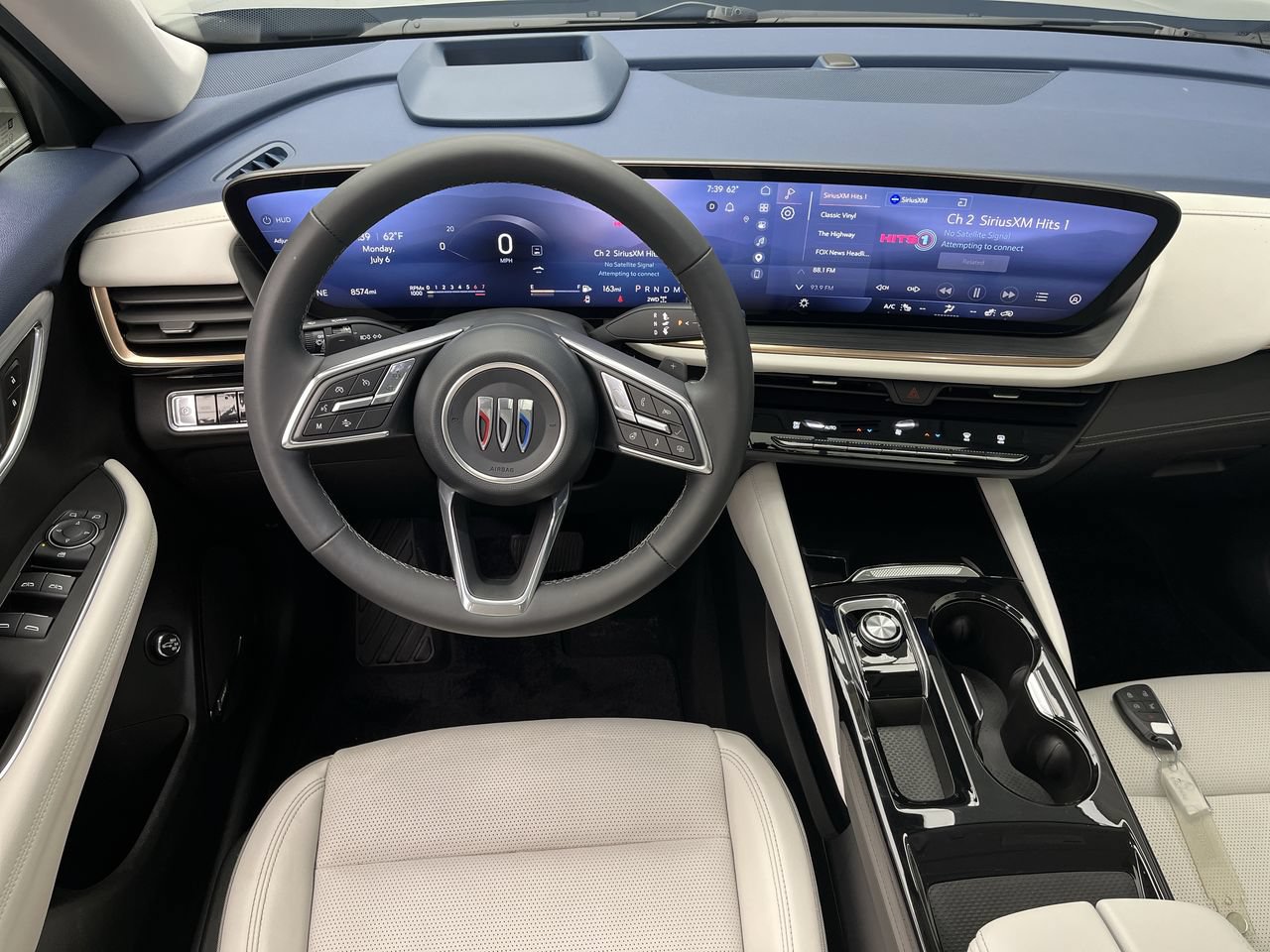 Used 2025 Buick Envision Avenir AWD/4WD image 15